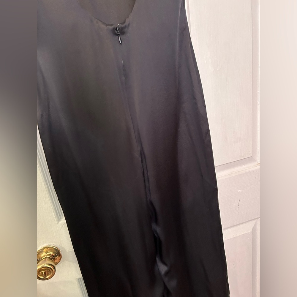 Reformation Brianna Silk Jumpsuit size 0 - Picture 11 of 17
